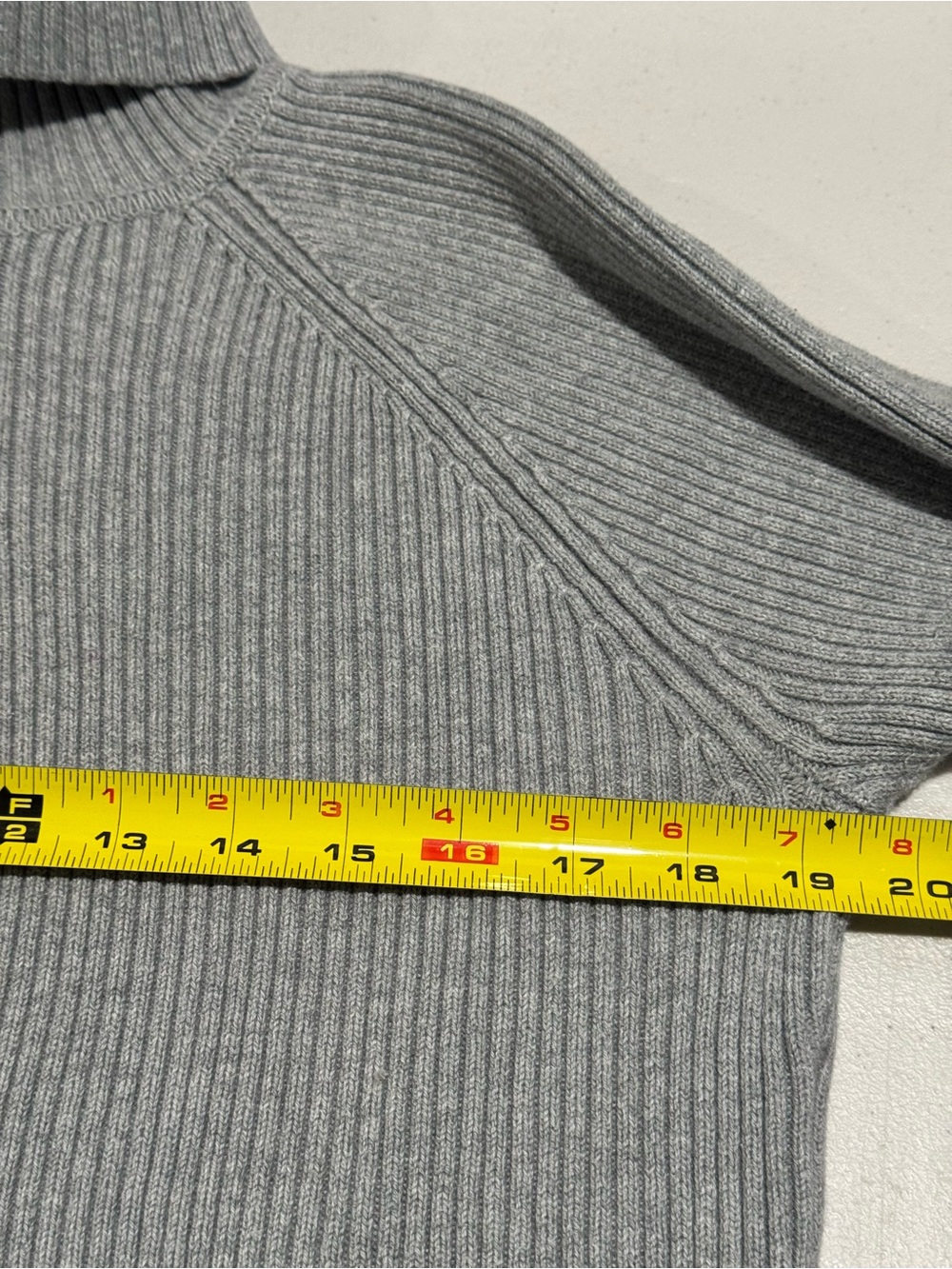 Eddie Bauer Light Gray Ribbed Turtleneck Sweater - Picture 6 of 9